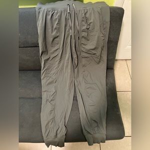 Lululemon dance studio joggers size 12